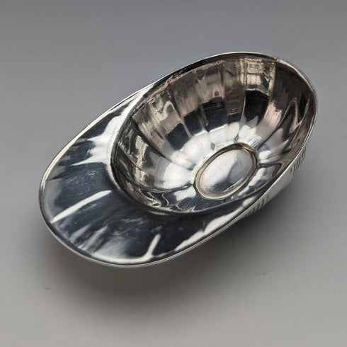 英國古董鍍銀賽馬帽茶罐勺